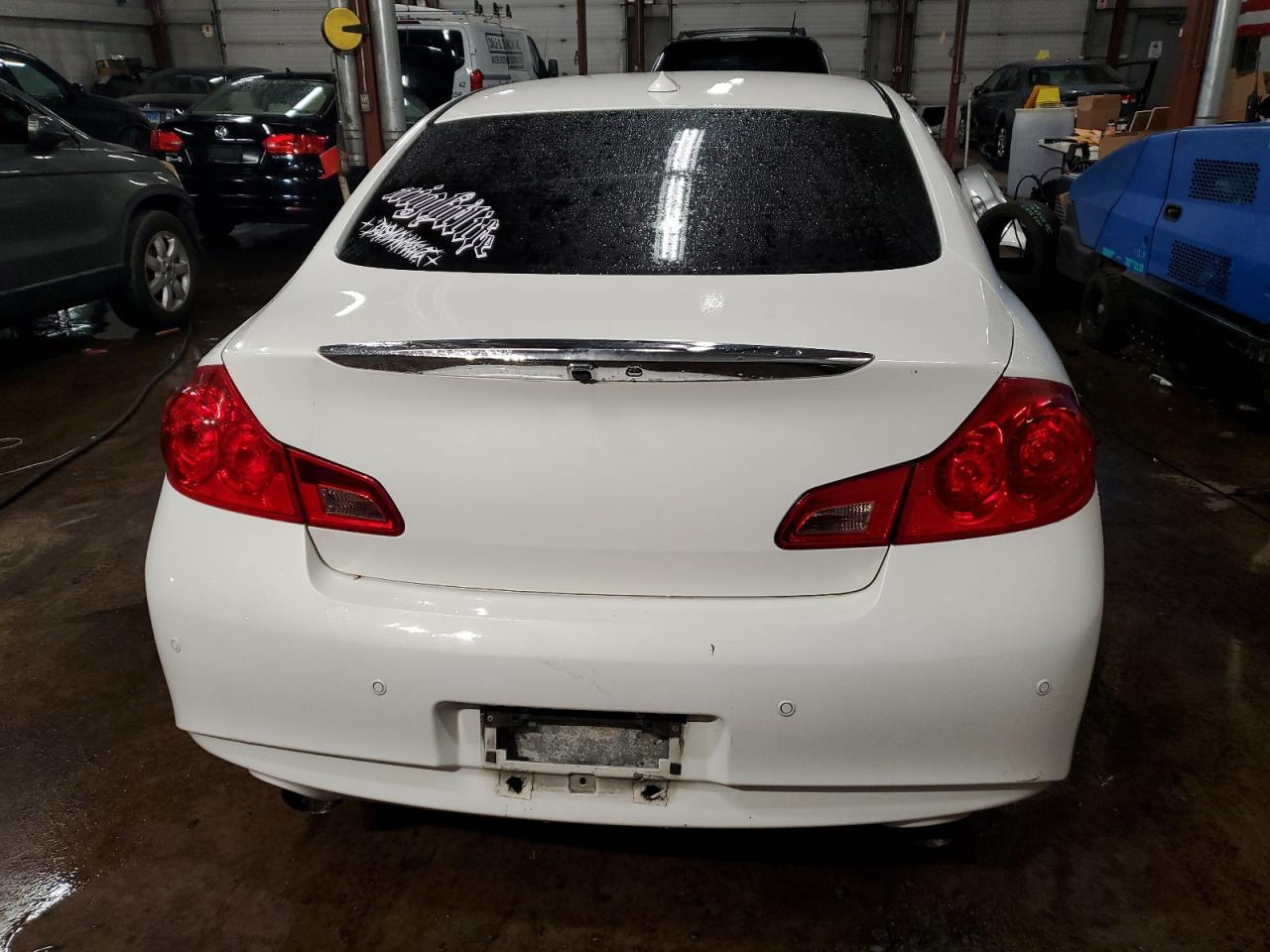 2013 Infiniti G37 - Фото 6