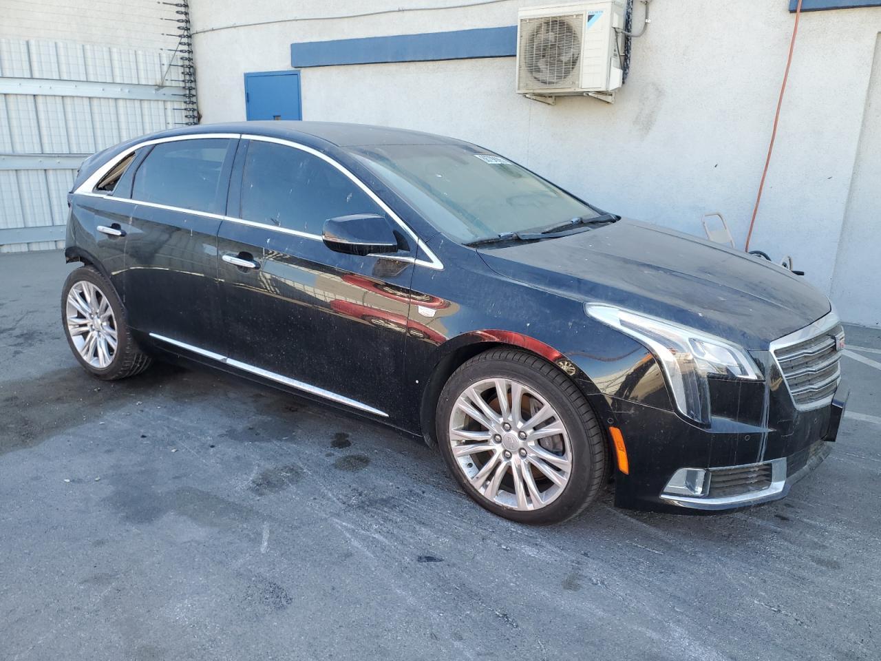 2019 Cadillac Xts Luxury - Image 4