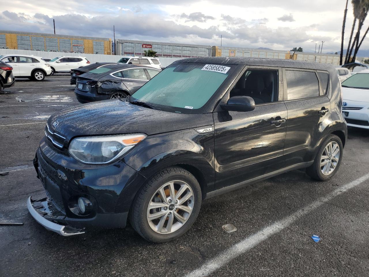 2017 Kia Soul +