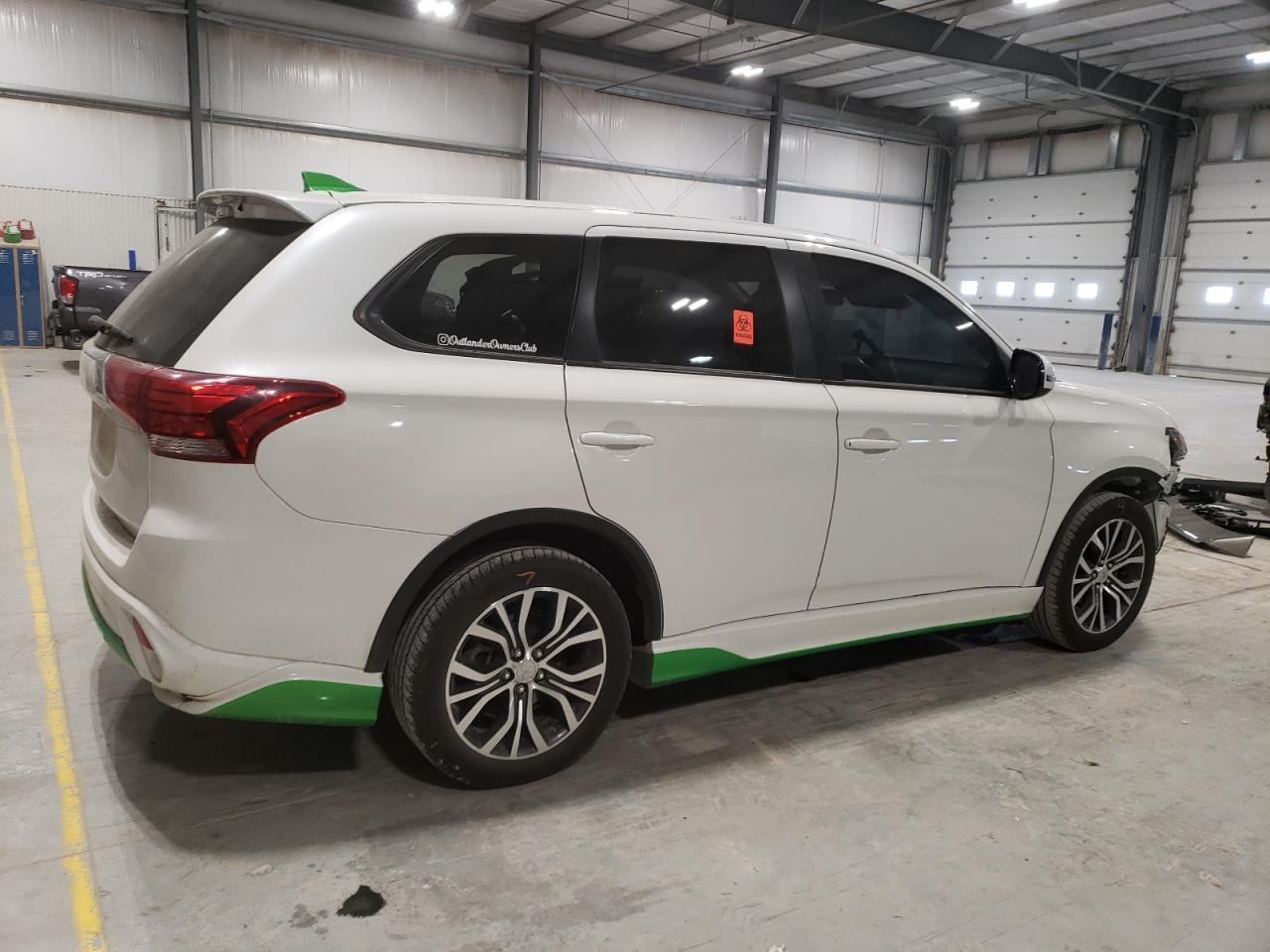 2017 Mitsubishi Outlander Se - Фото 3