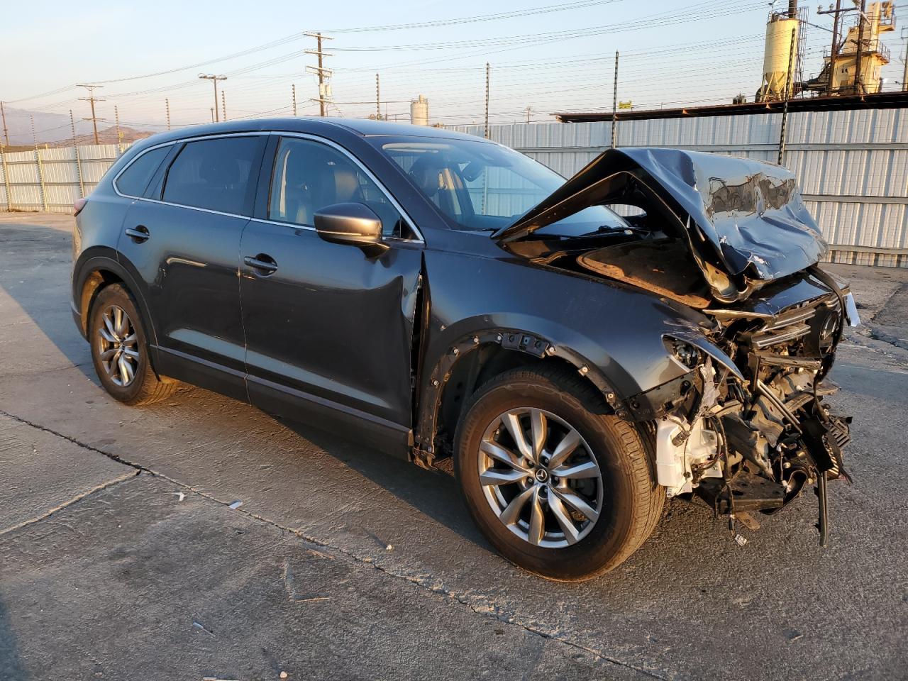 2018 Mazda Cx-9 Touring - Image 4