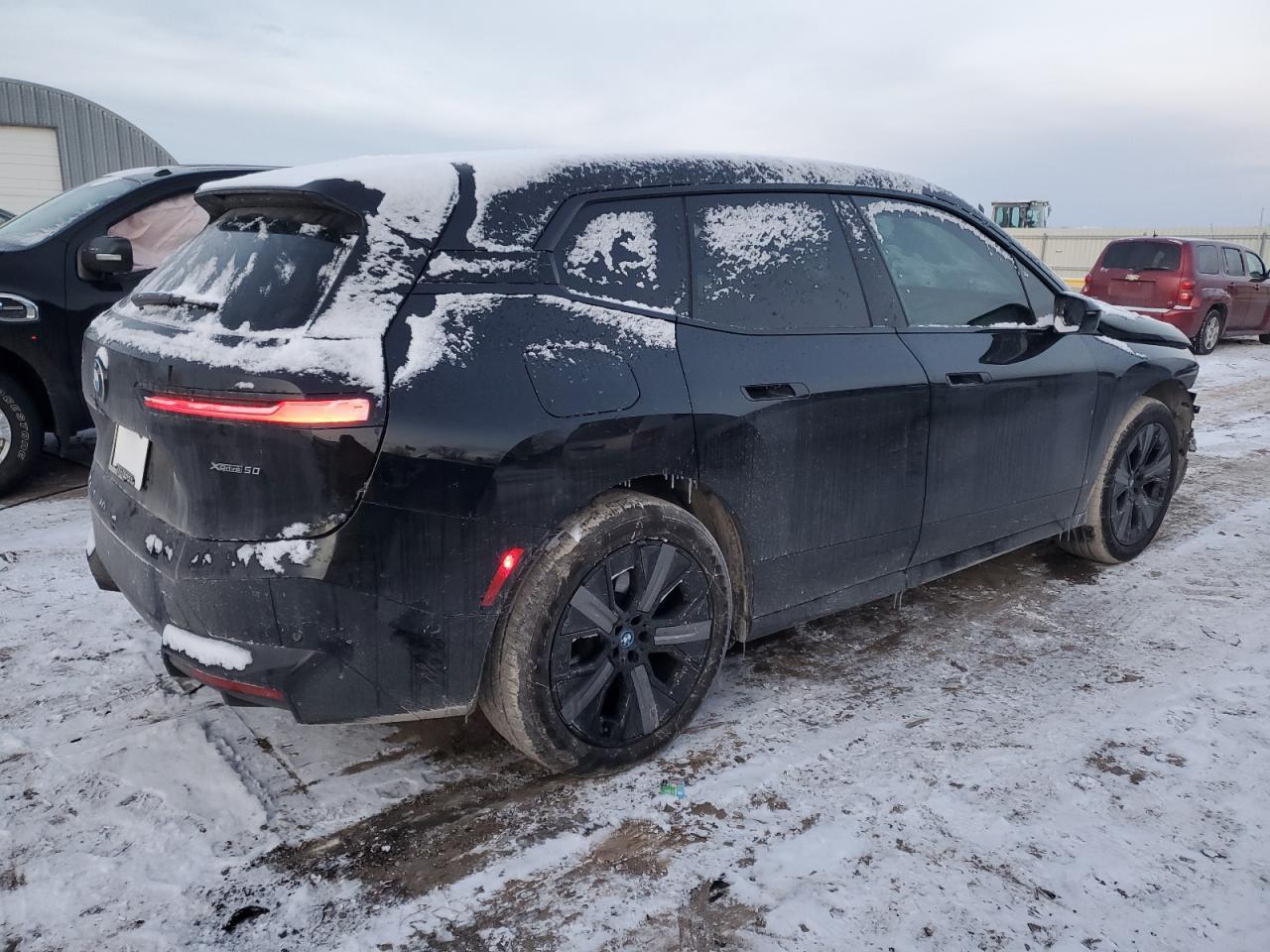 2025 BMW Ix xDrive50 - Image 3