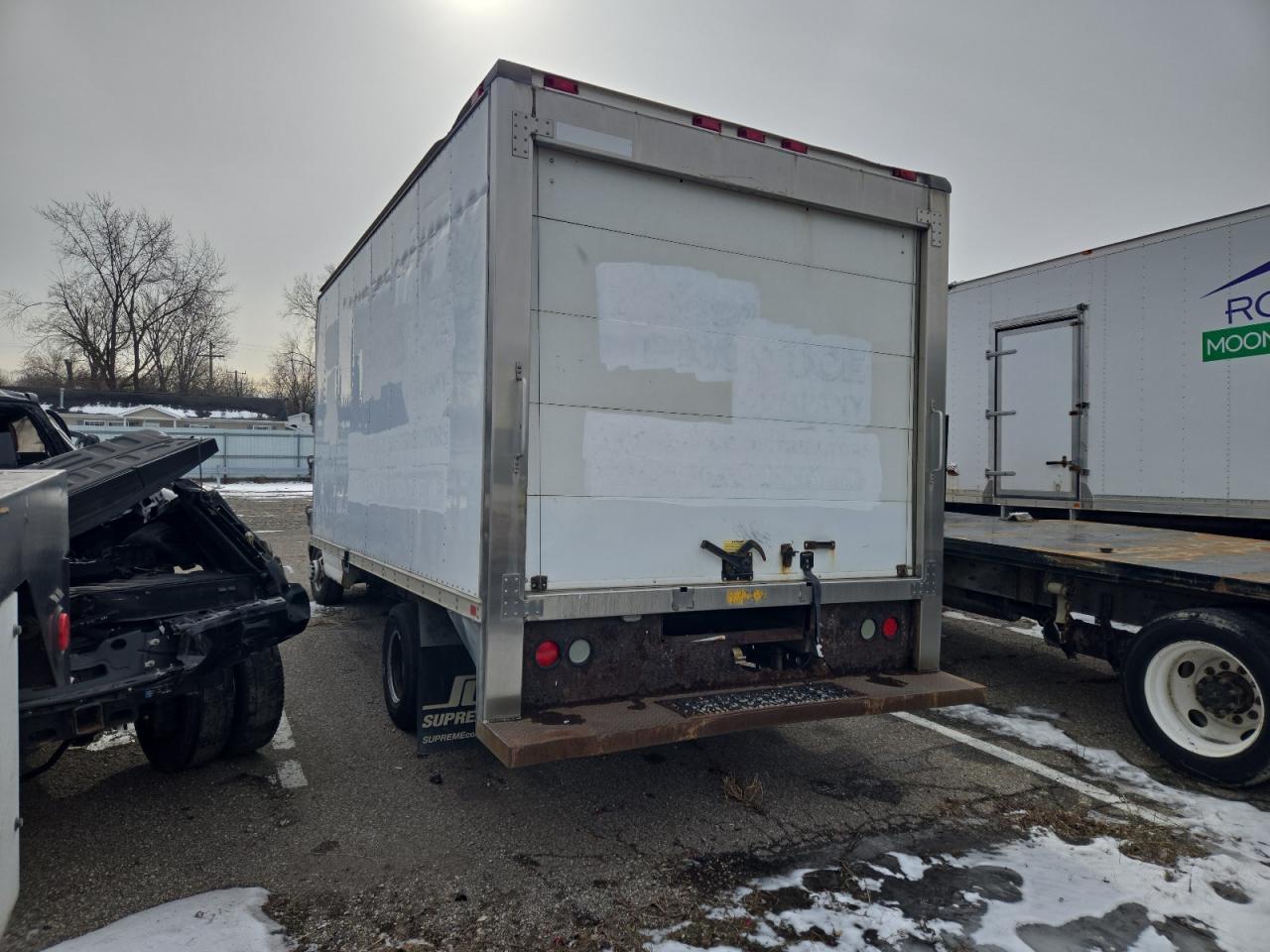 2012 Chevrolet Express G4500 - Фото 2
