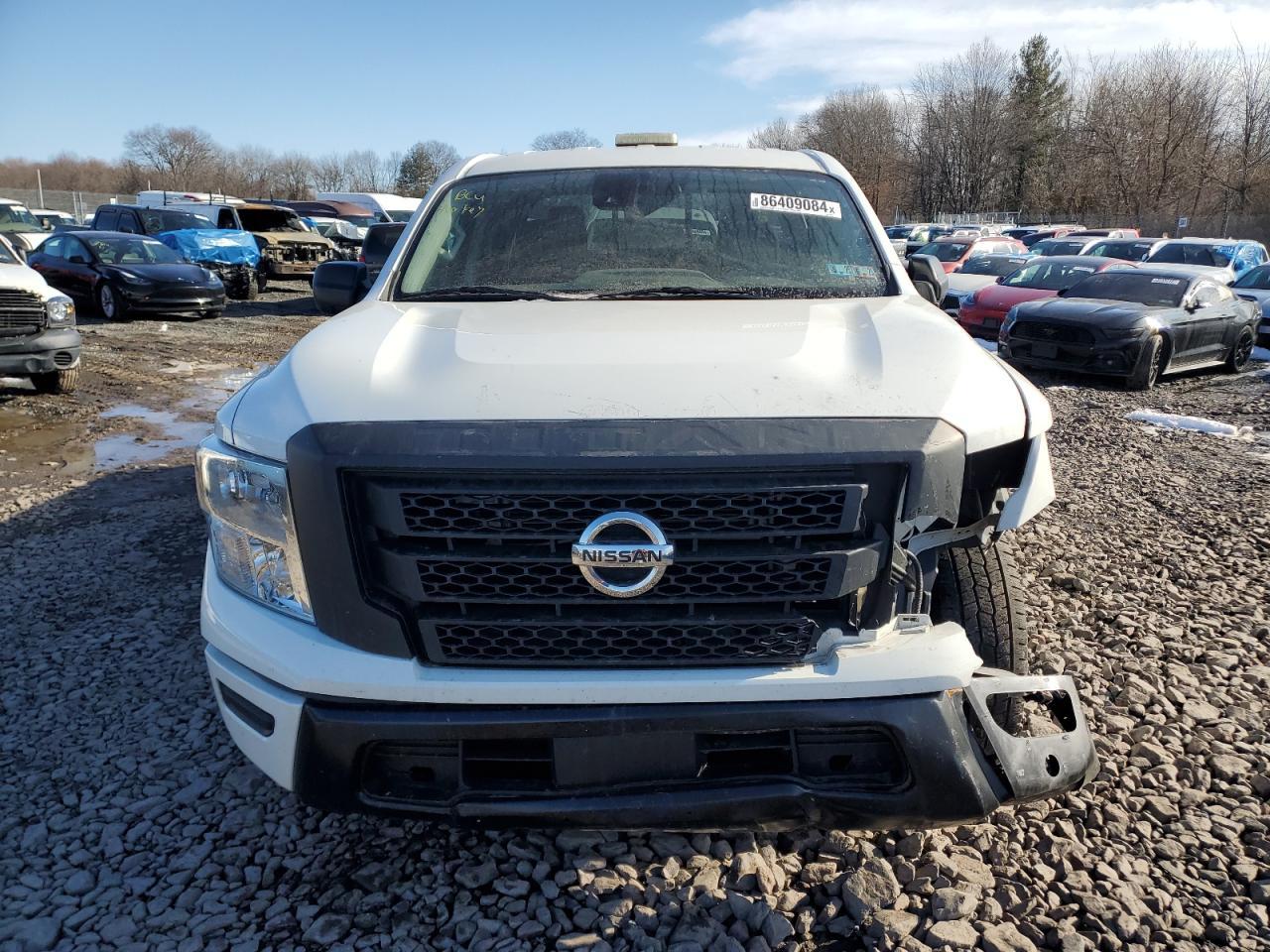 2022 Nissan Titan S - Image 5