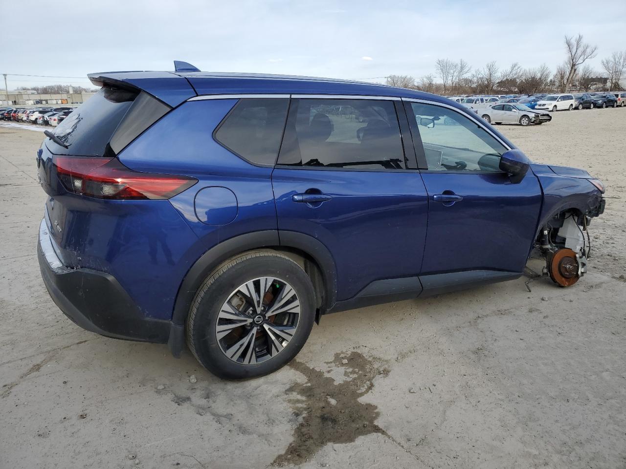 2021 Nissan Rogue Sv - Фото 3