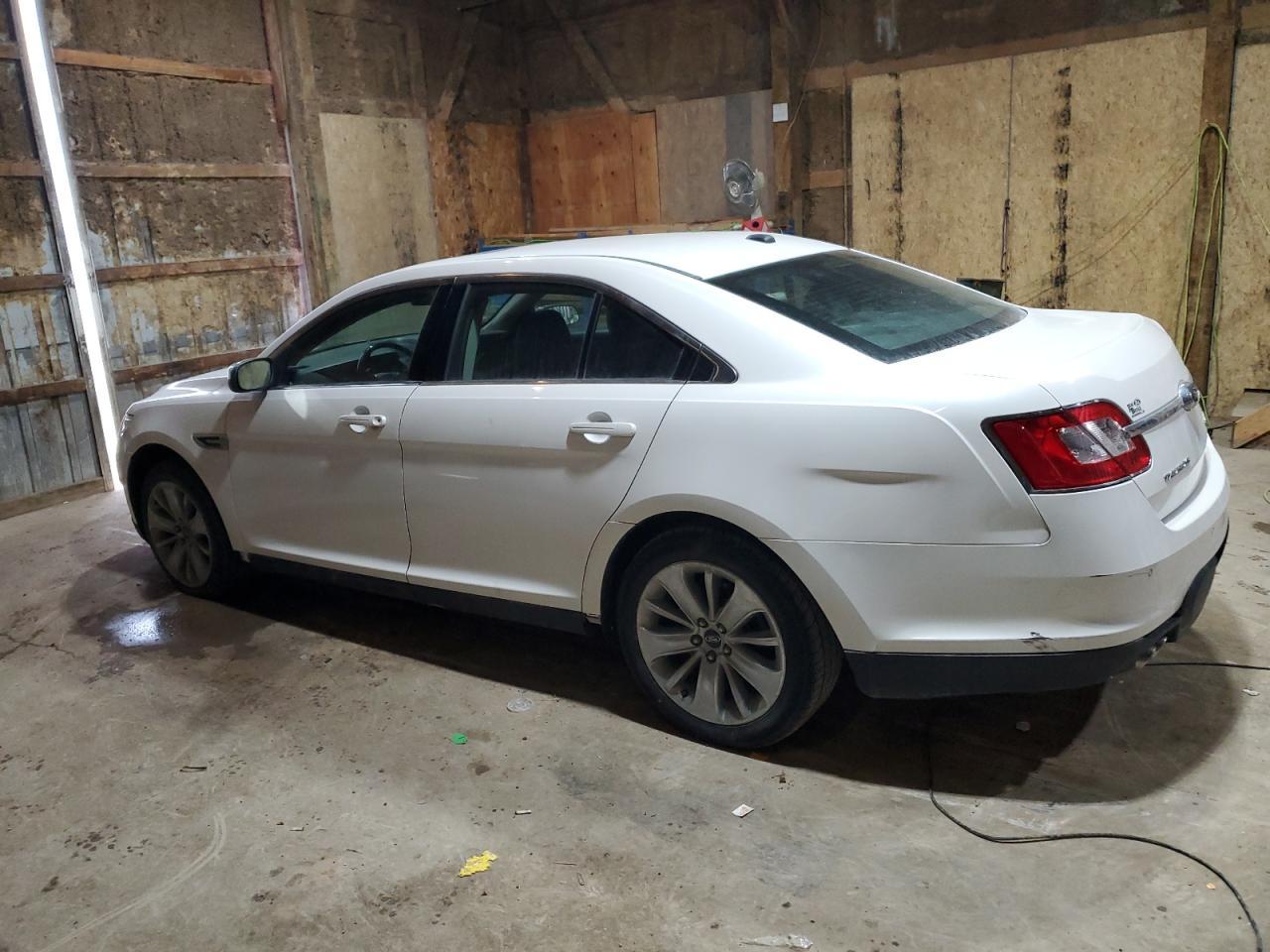 2012 Ford Taurus Limited - Фото 2