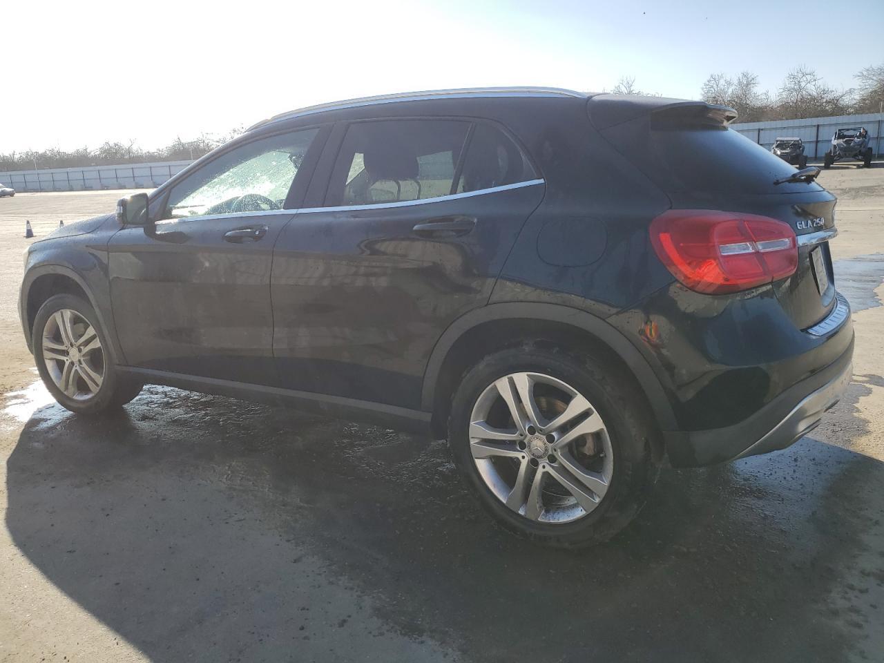 2015 Mercedes-Benz Gla 250 4Matic - Фото 2