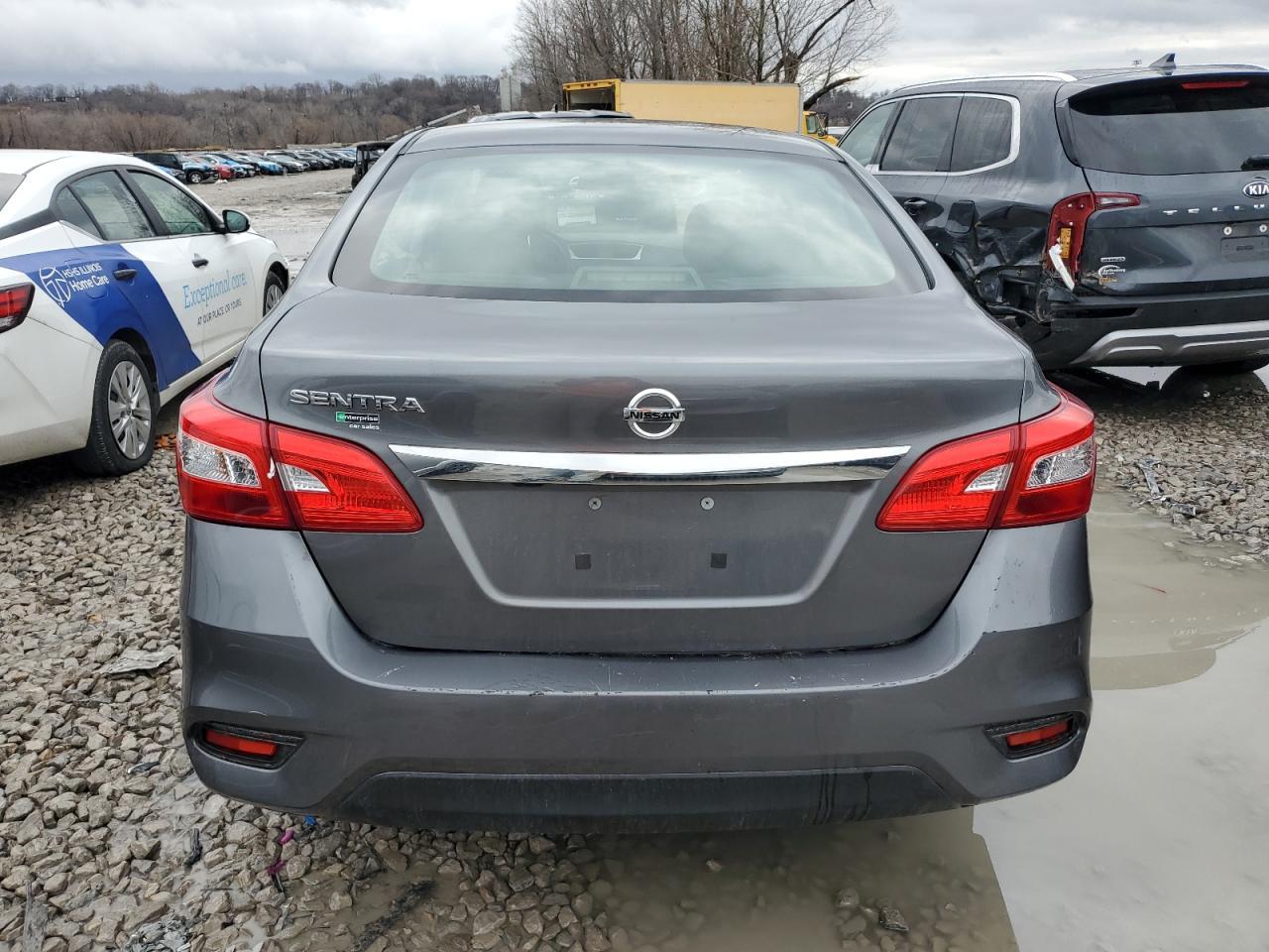 2018 Nissan Sentra S - Image 6