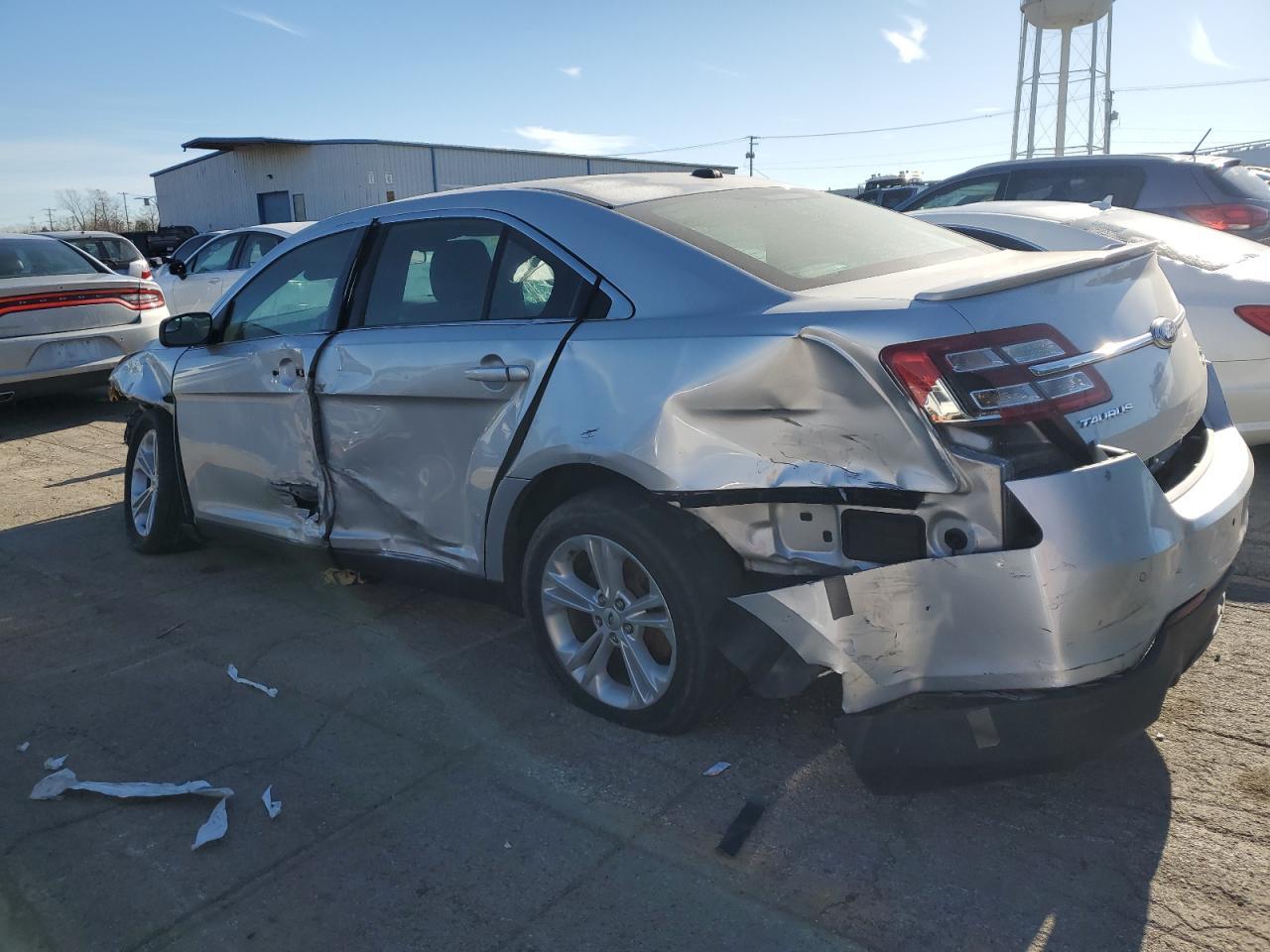 2013 Ford Taurus Sel - Фото 2