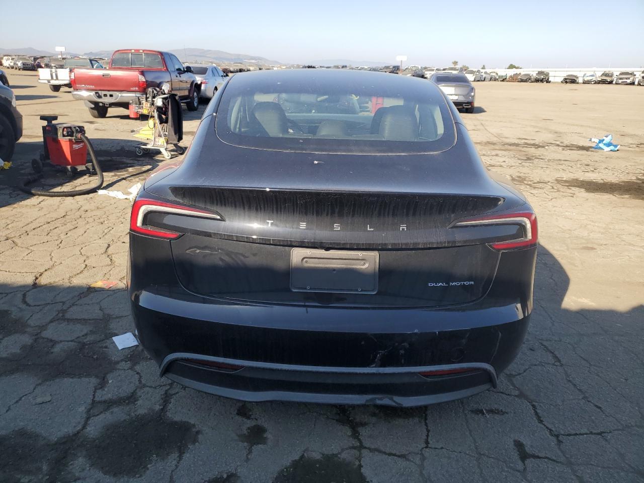 2024 Tesla Model 3 - Image 6