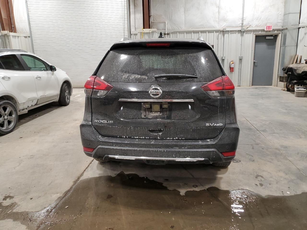 2020 Nissan Rogue S - Фото 6