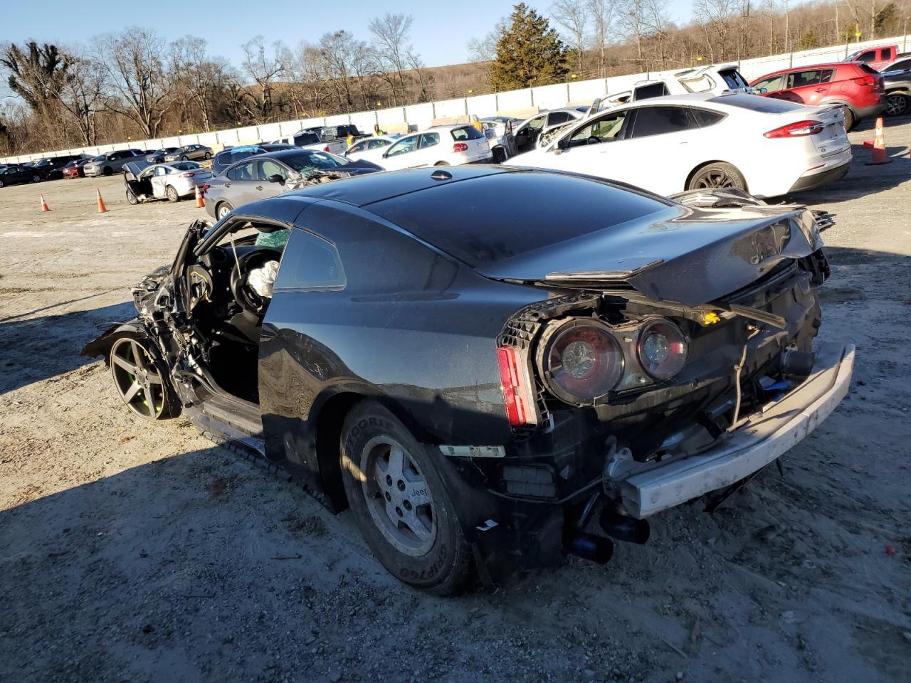 2014 Nissan Gt-R Track Edition - Фото 2