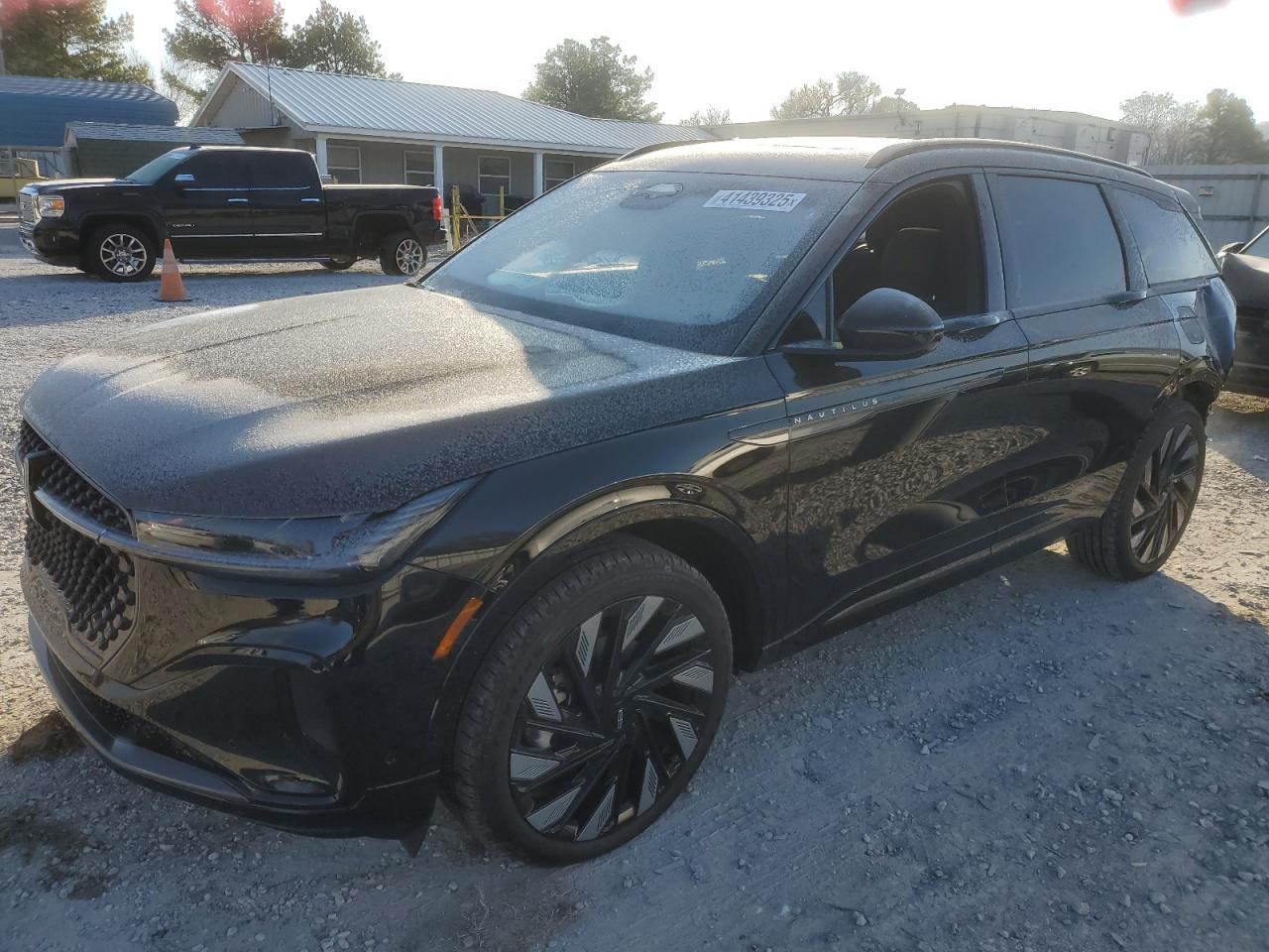 2024 Lincoln Nautilus Reserve