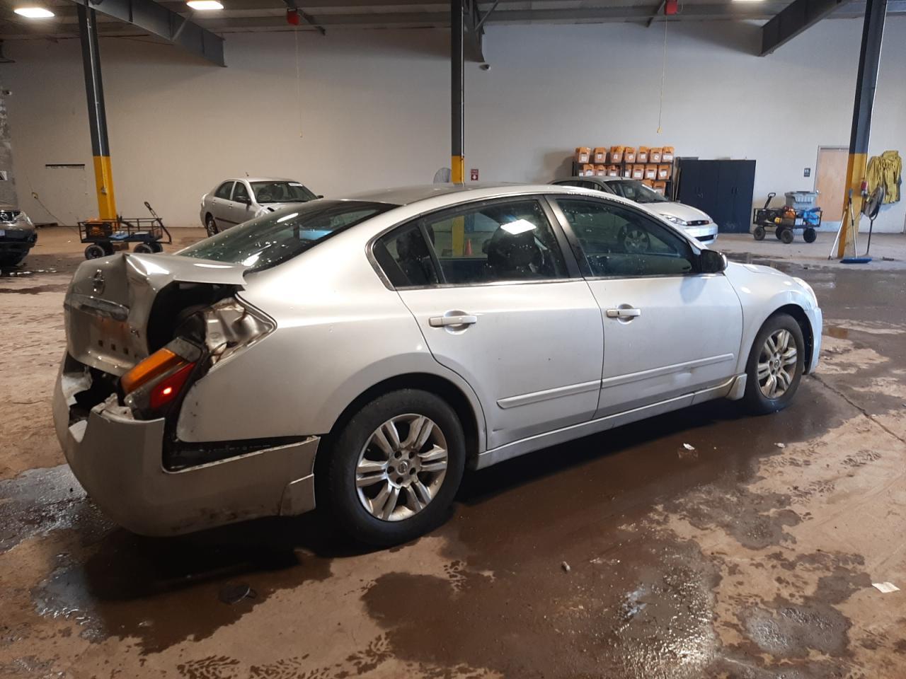 2012 Nissan Altima Base - Фото 3