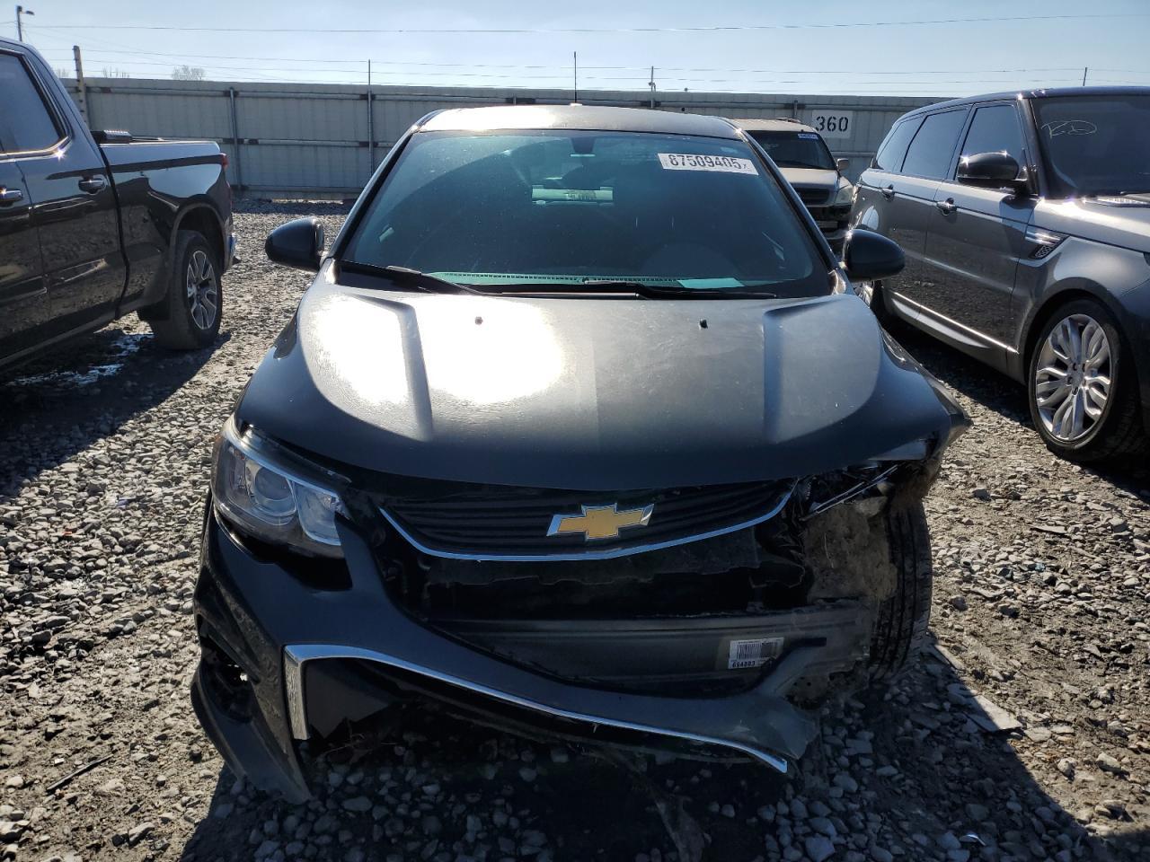 2017 Chevrolet Sonic Lt - Image 5