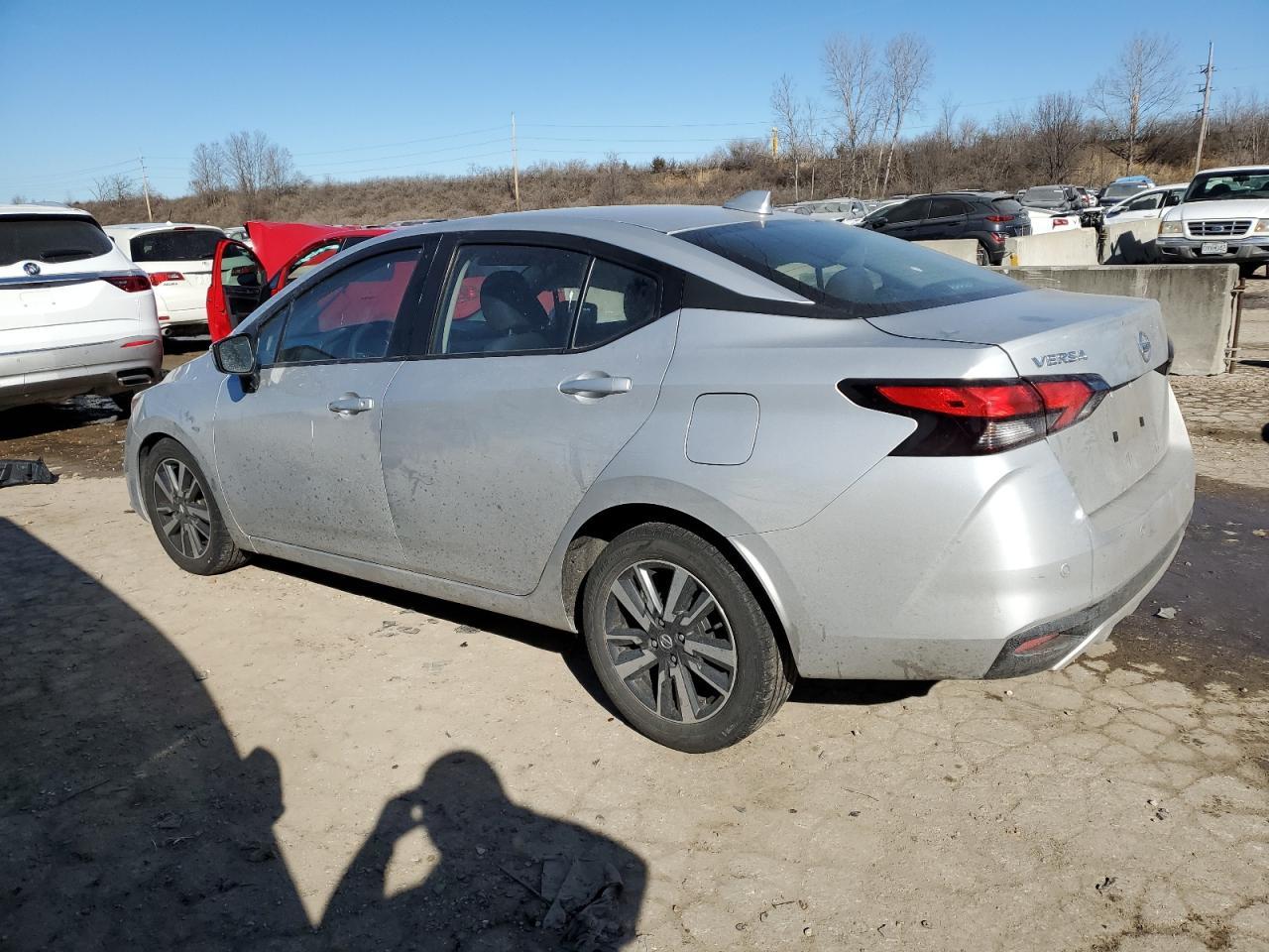 2021 Nissan Versa Sv - Фото 2