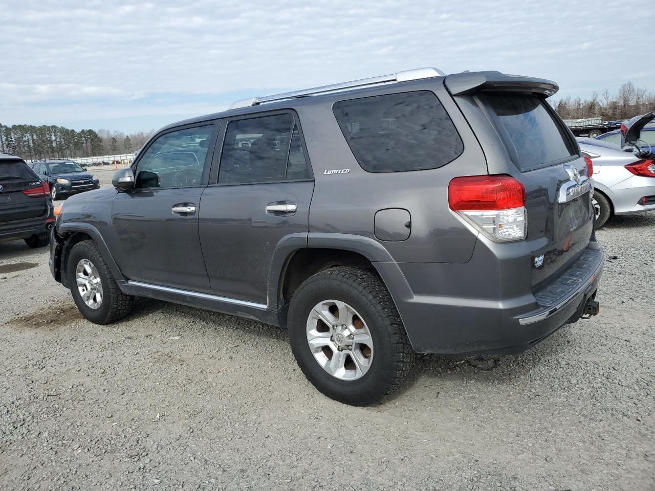 2010 Toyota 4Runner Sr5 - Фото 2