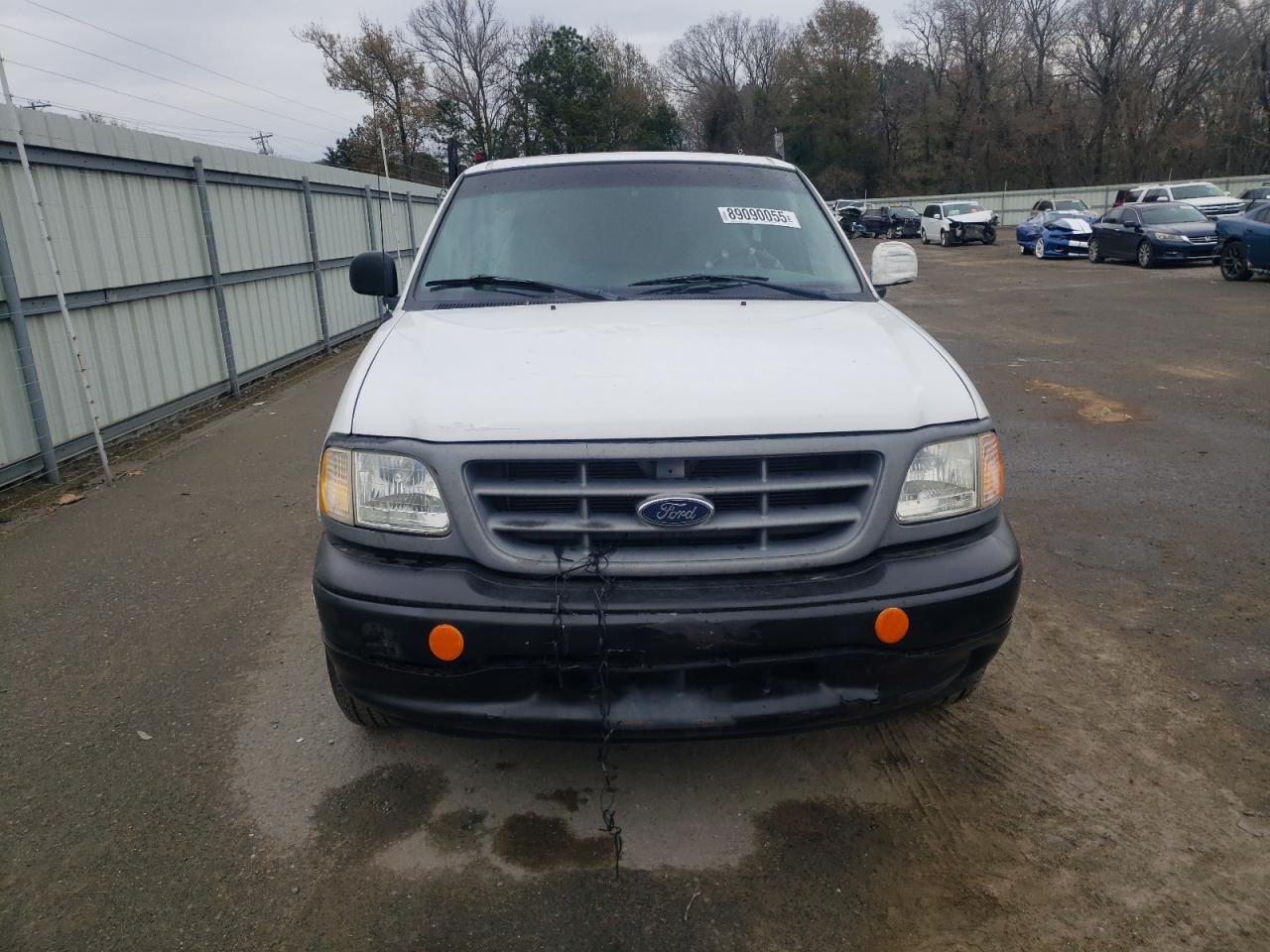 2000 Ford F150 - Image 5
