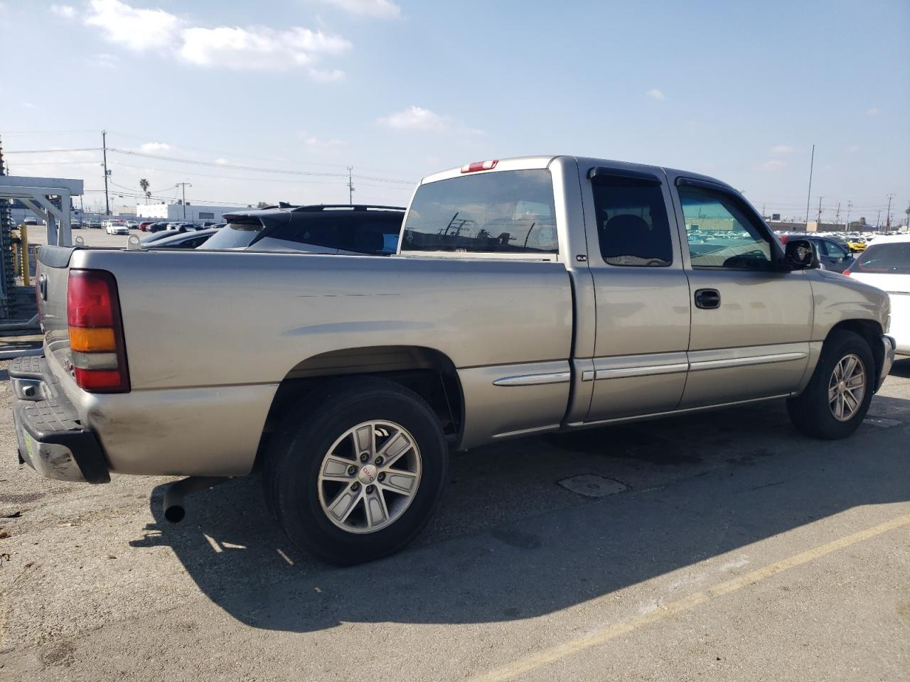 2000 GMC New Sierra C1500 - Фото 3