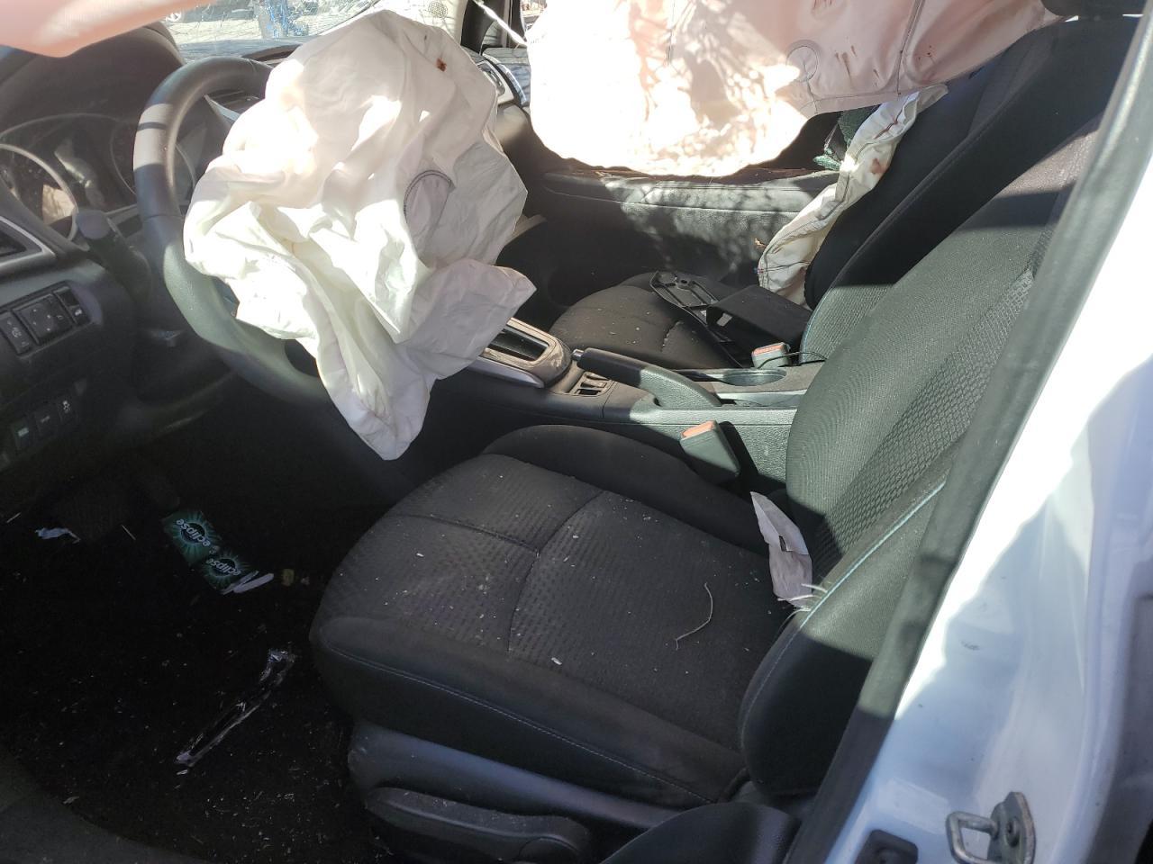 2017 Nissan Sentra S - Фото 7