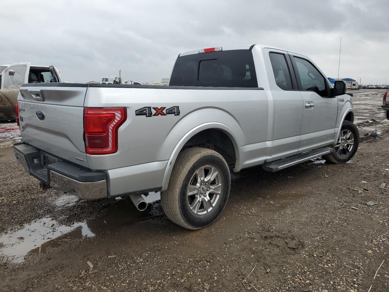 2015 Ford F150 Super Cab - Фото 3