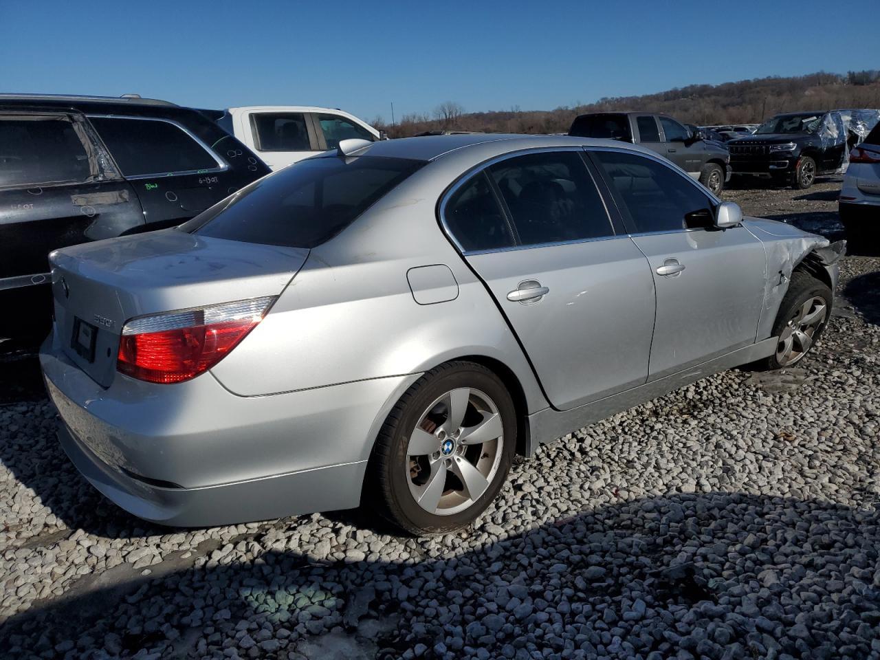 2004 BMW 530 I - Фото 3