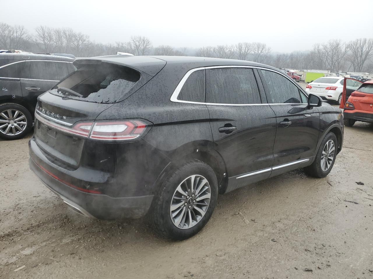 2022 Lincoln Nautilus - Фото 3