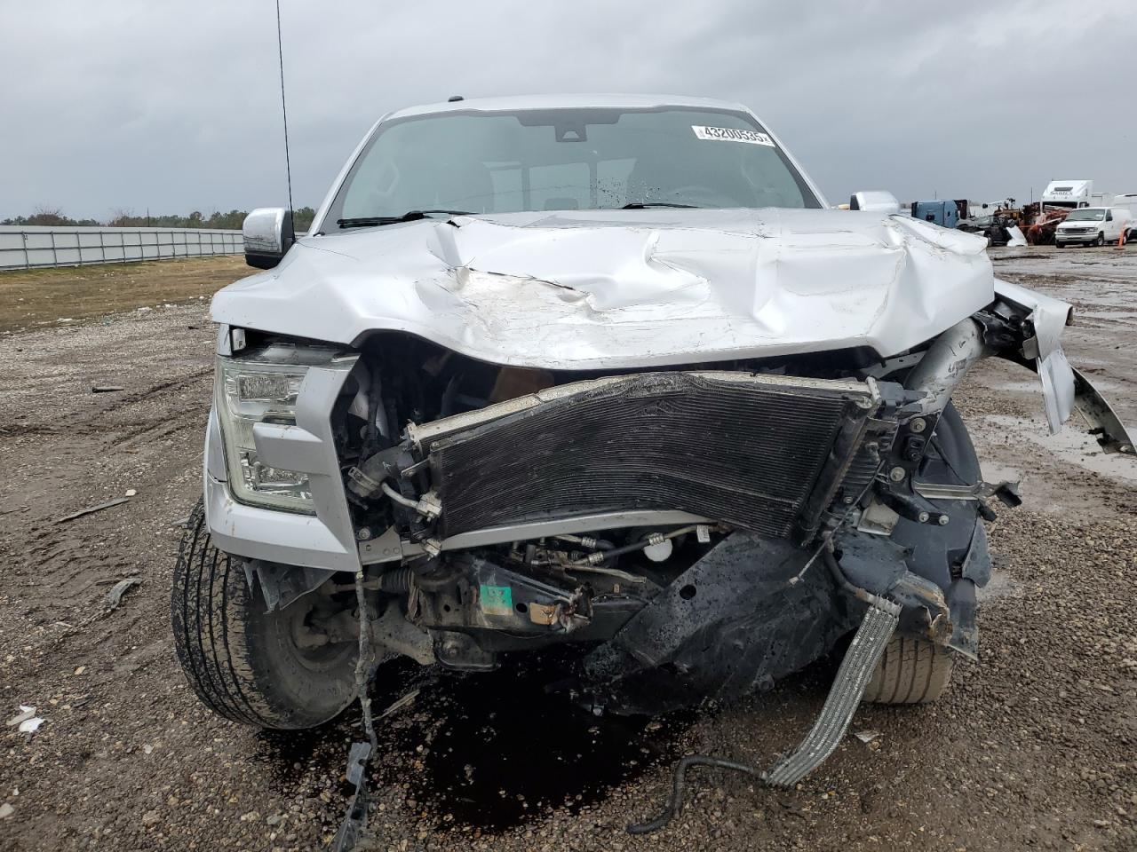 2015 Ford F150 Super Cab - Фото 5