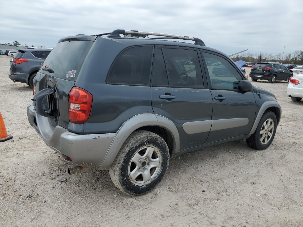 2005 Toyota Rav4 - Image 3