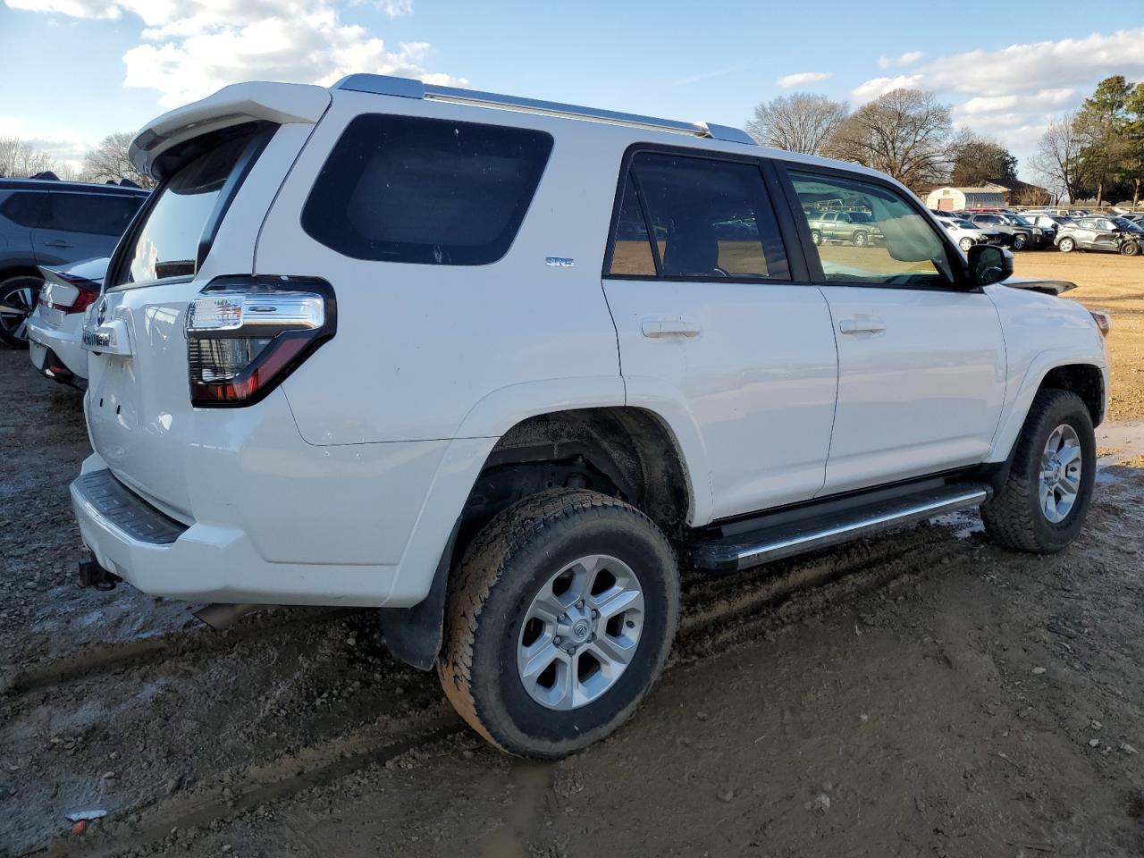 2015 Toyota 4Runner Sr - Фото 3