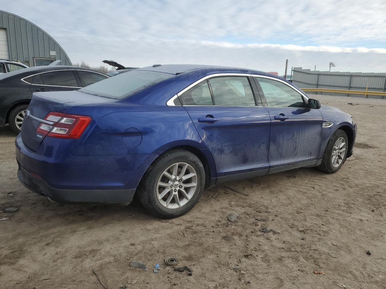 2014 Ford Taurus Se - Image 3