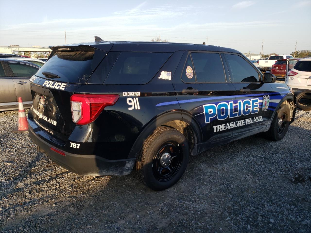 2023 Ford Explorer Police Interceptor - Фото 3