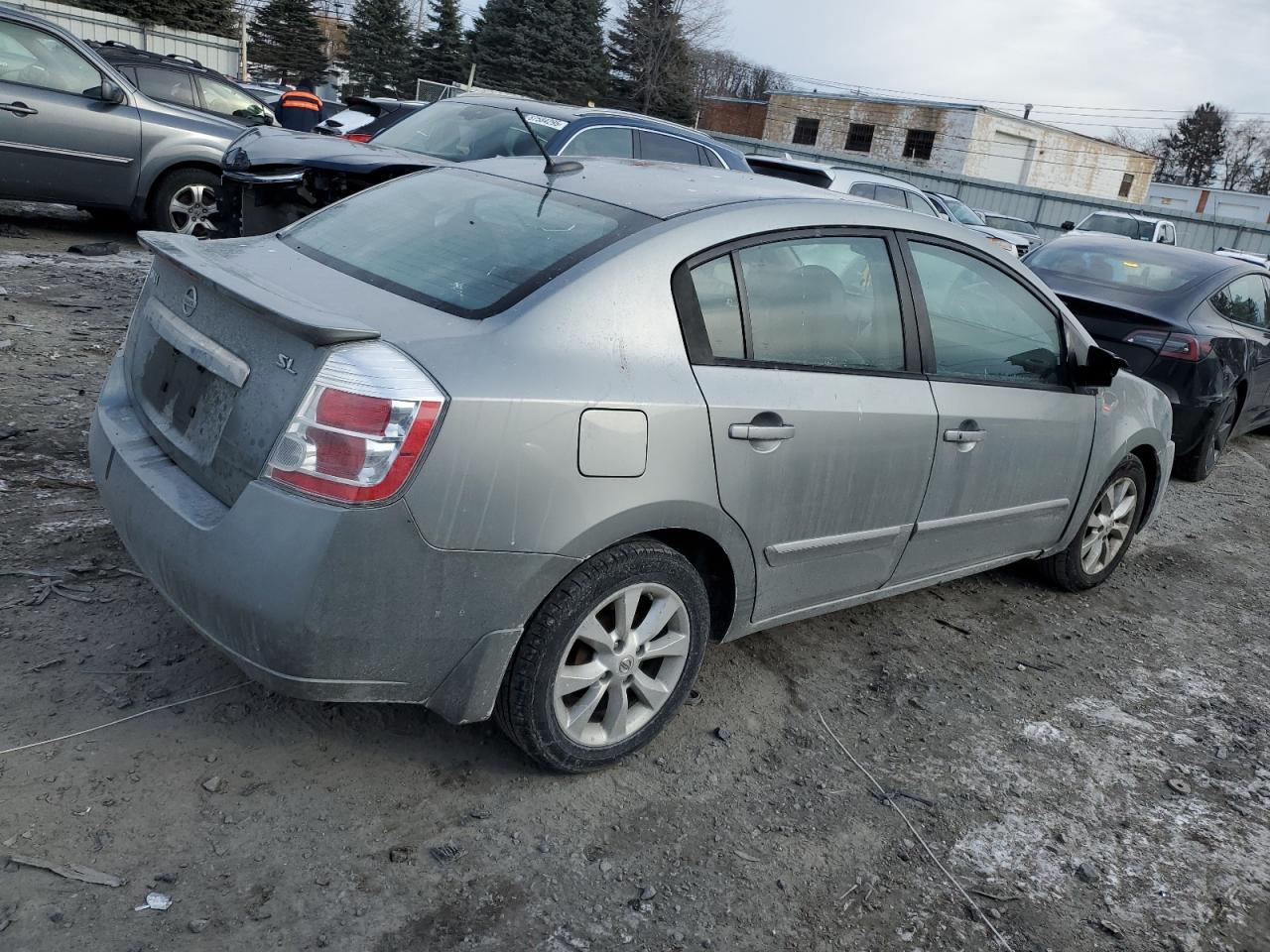 2012 Nissan Sentra 2.0 - Фото 3