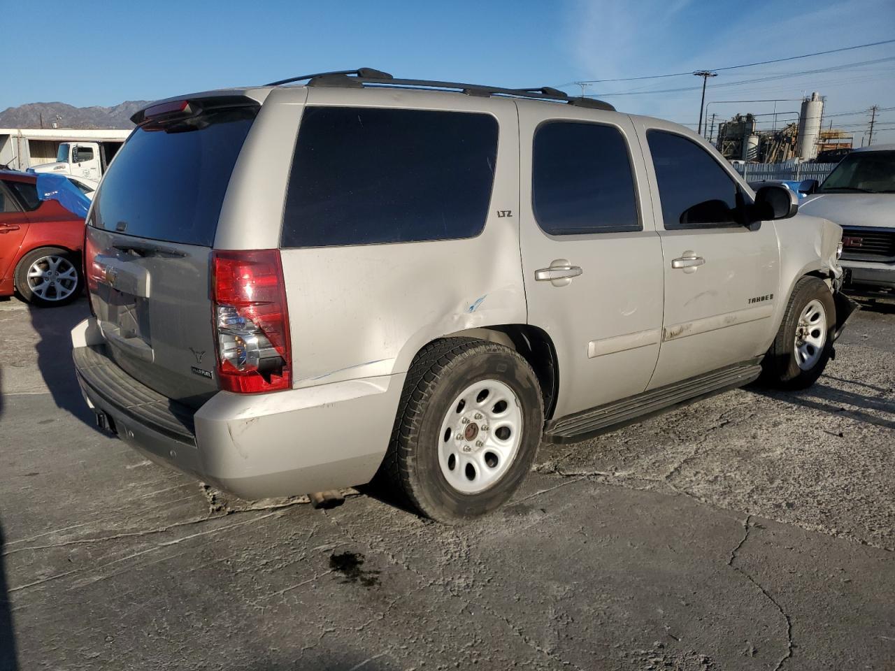 2007 Chevrolet Tahoe C1500 - Фото 3
