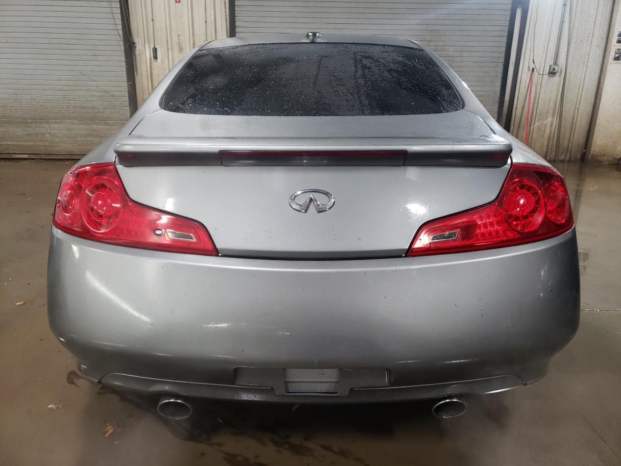2005 Infiniti G35 - Image 6