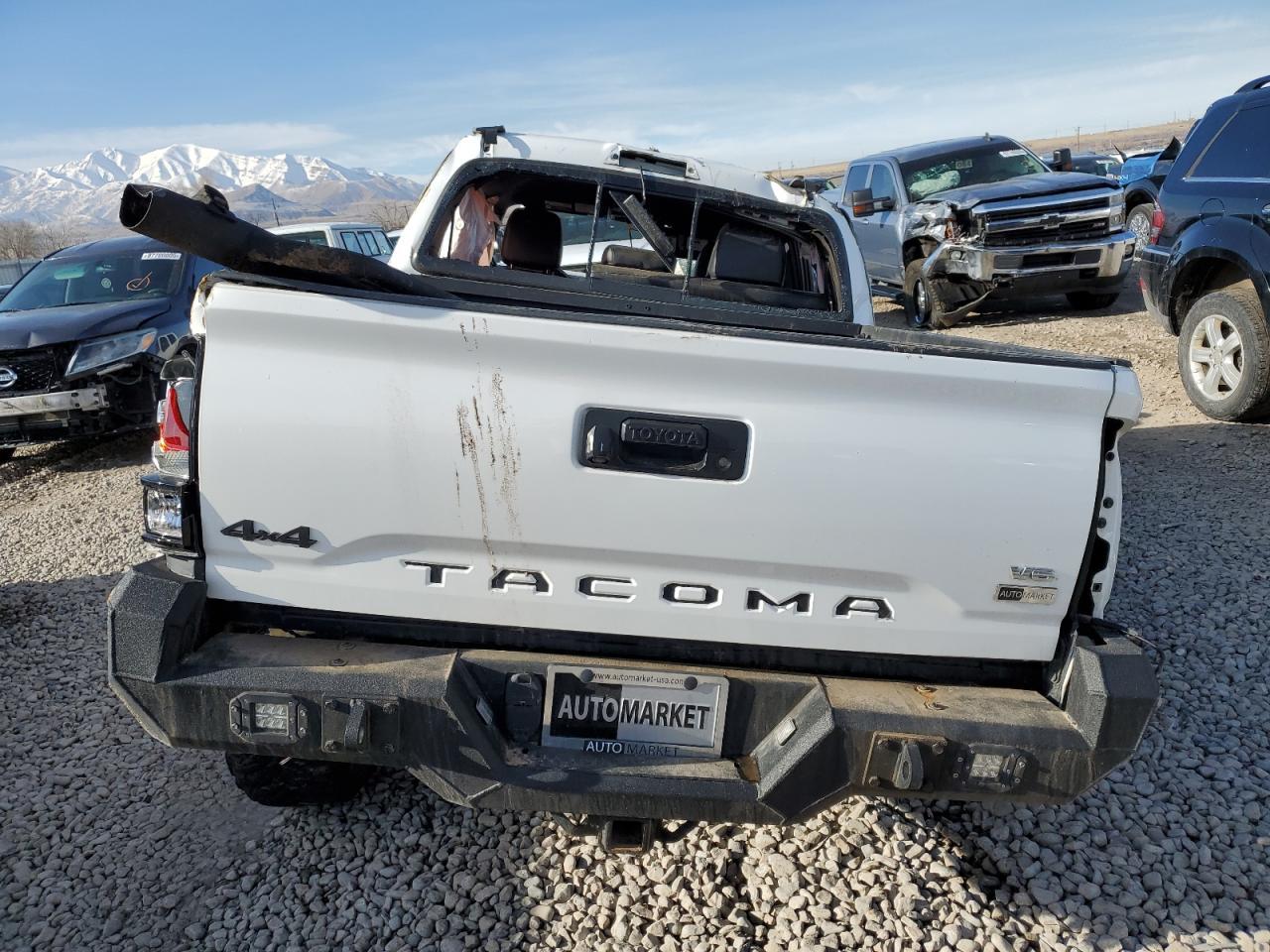 2017 Toyota Tacoma Double Cab - Image 6