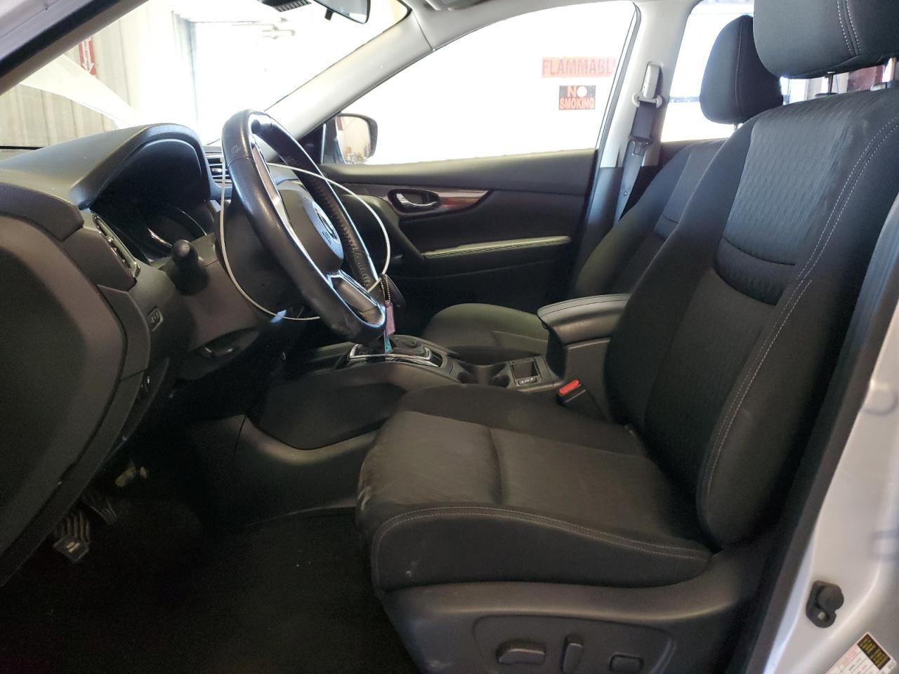 2020 Nissan Rogue S - Фото 7