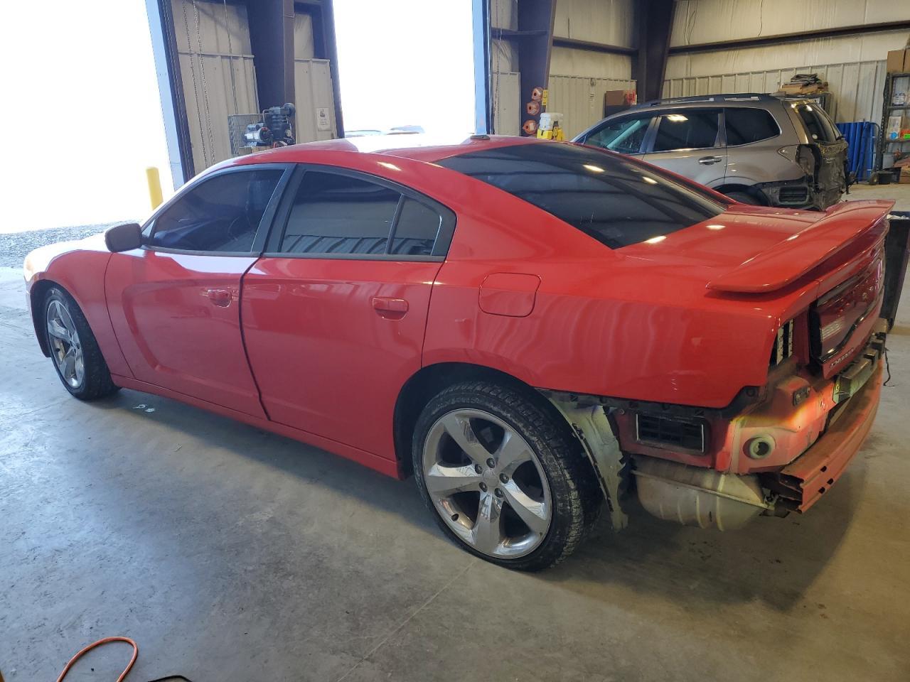 2014 Dodge Charger Sxt - Image 2