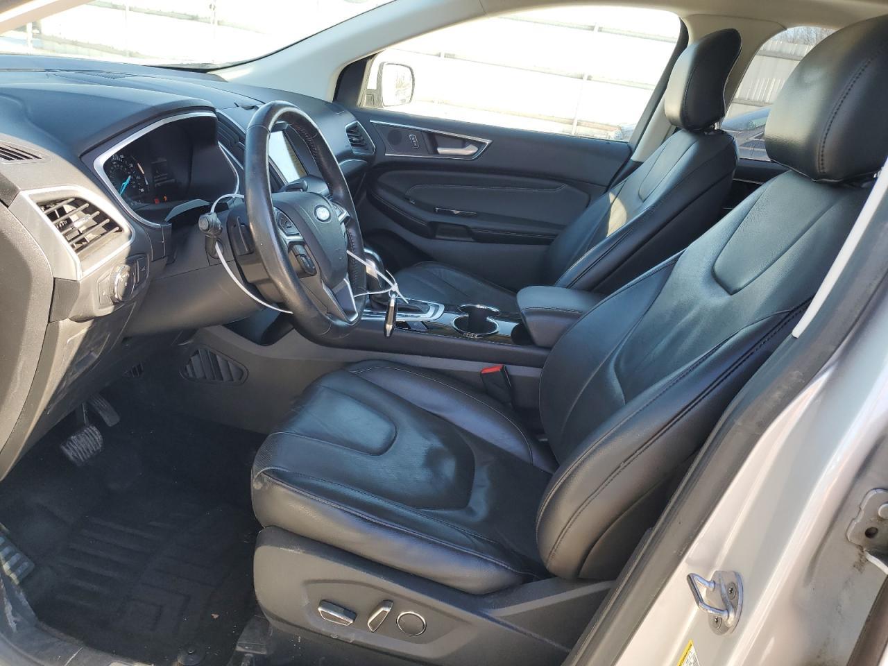 2016 Ford Edge Titanium - Image 7