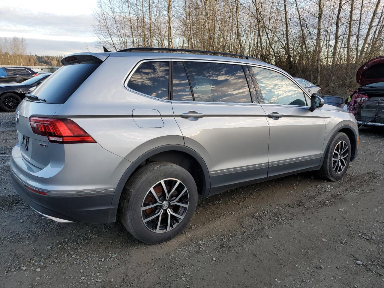 2021 Volkswagen Tiguan Se - Image 3