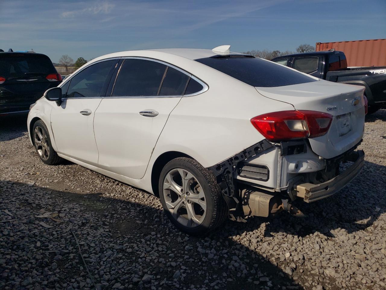 2016 Chevrolet Cruze Premier - Фото 2
