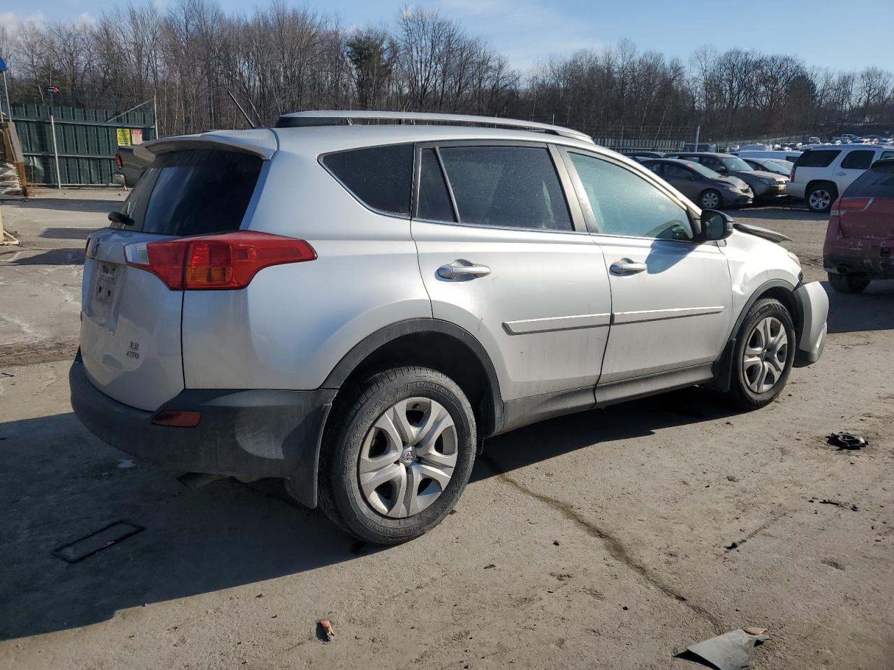 2014 Toyota Rav4 Le - Image 3