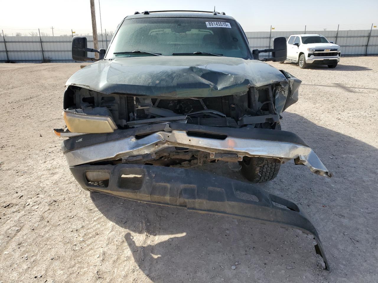 2004 Chevrolet Avalanche K1500 - Image 5