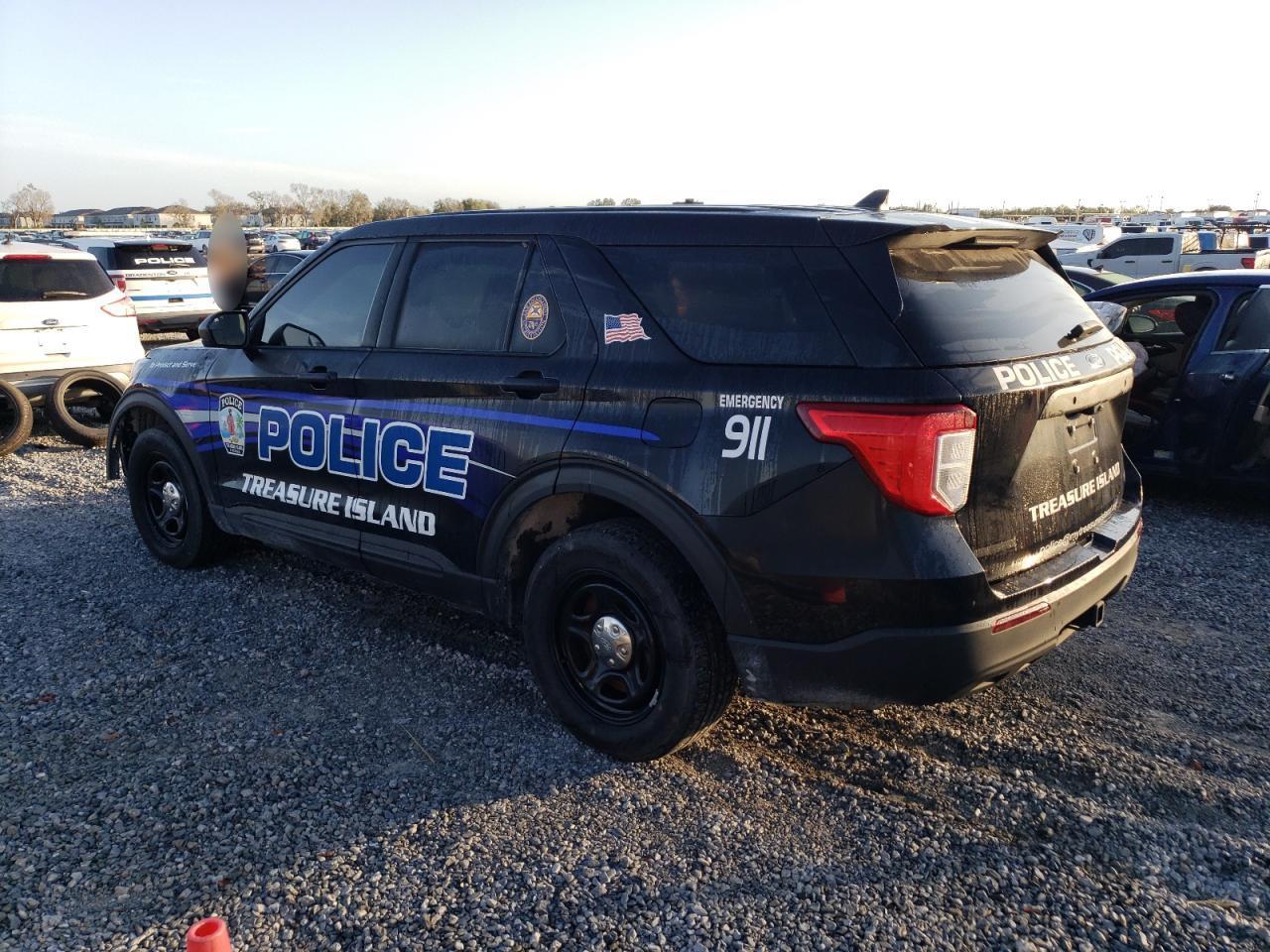 2023 Ford Explorer Police Interceptor - Фото 2