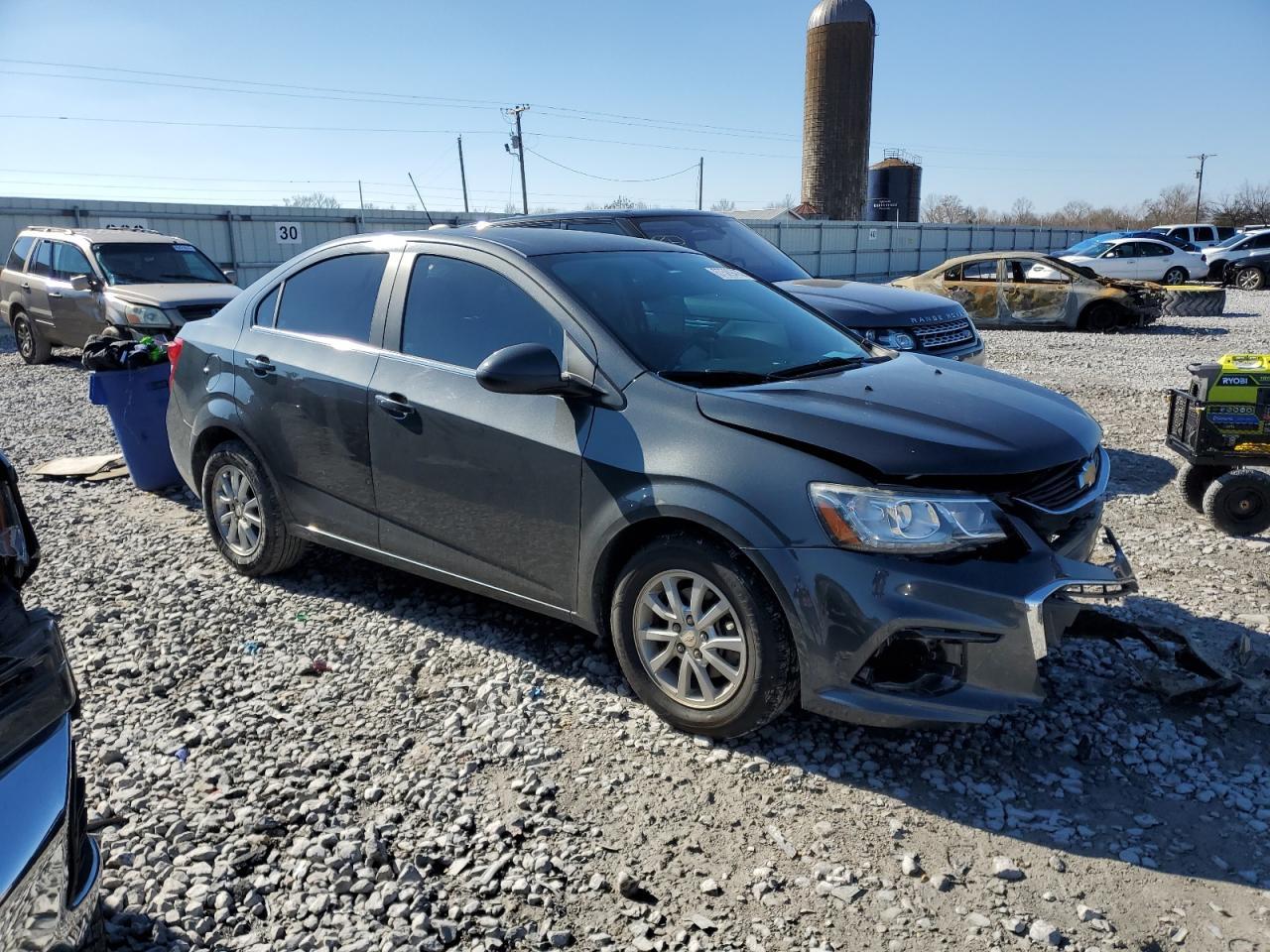 2017 Chevrolet Sonic Lt - Image 4