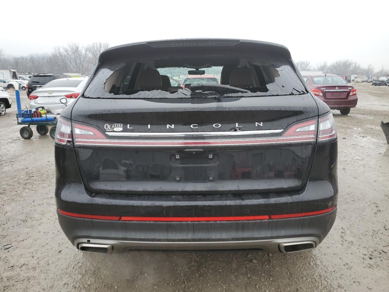 2022 Lincoln Nautilus - Фото 6