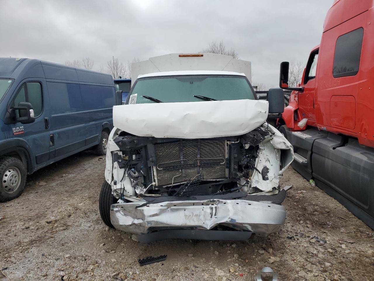 2015 Chevrolet Express G3500 - Фото 5