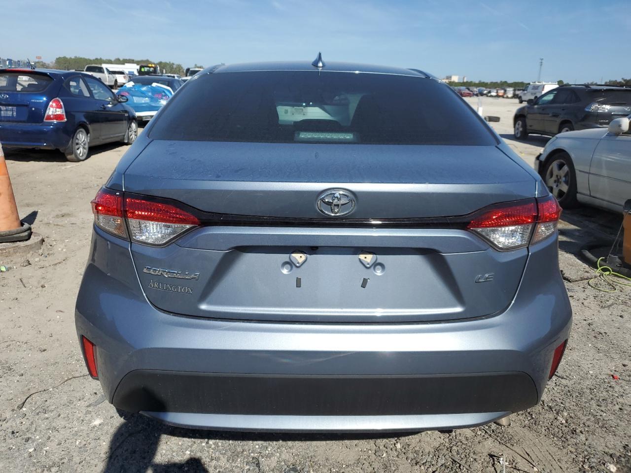 2022 Toyota Corolla Le - Фото 6