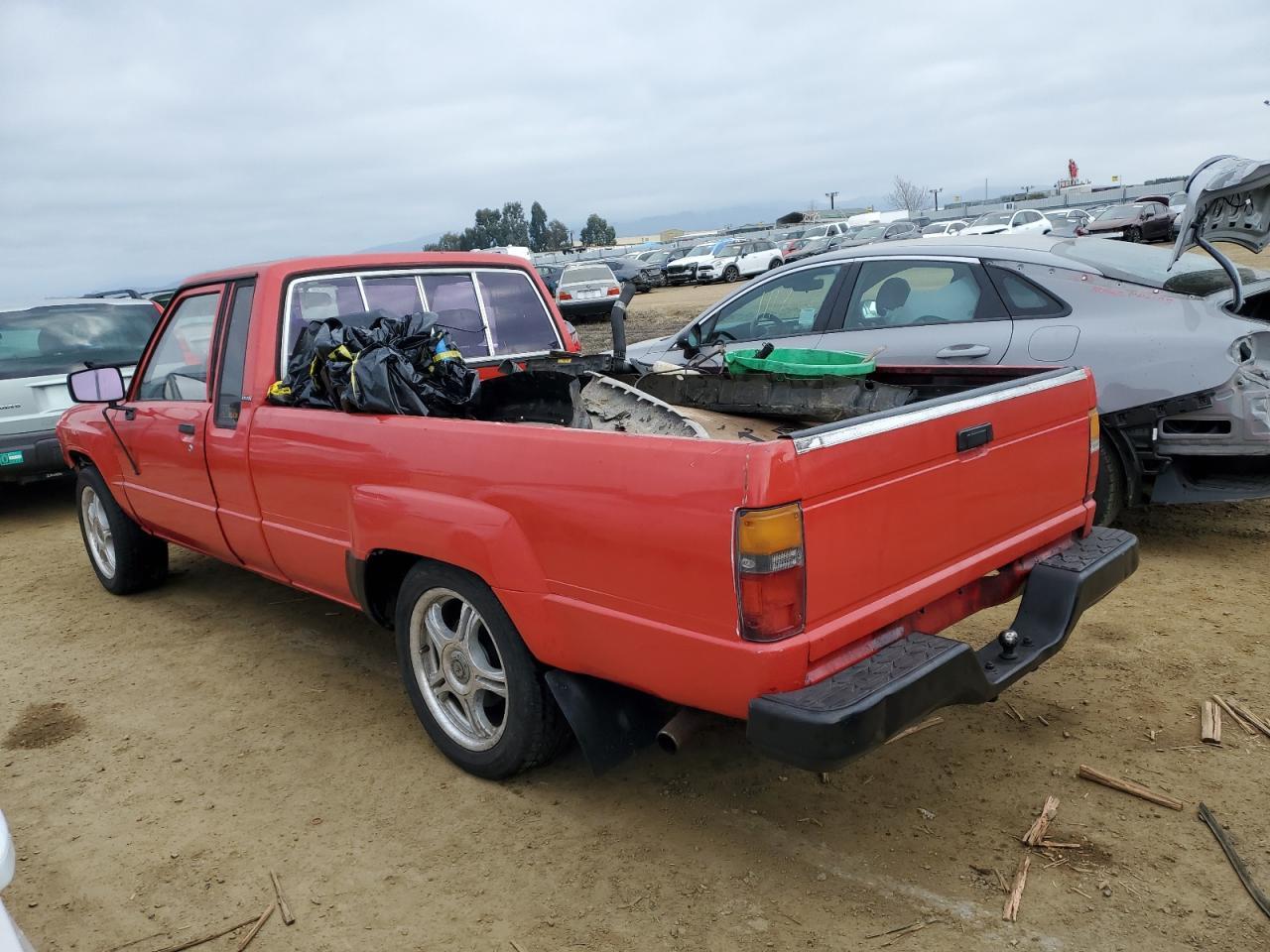 1987 Toyota Pickup Xtracab Rn70 Dlx - Фото 2