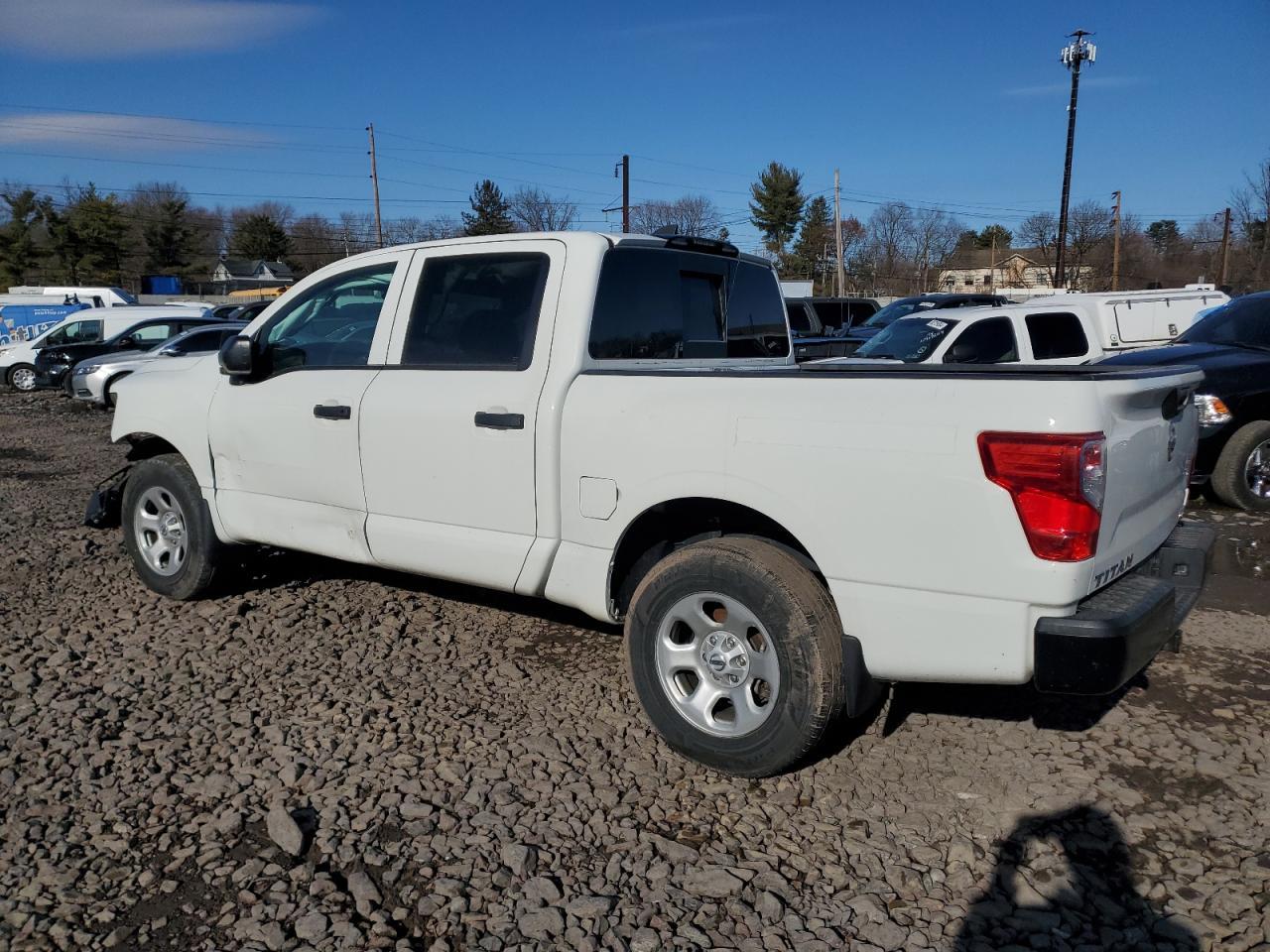 2022 Nissan Titan S - Image 2